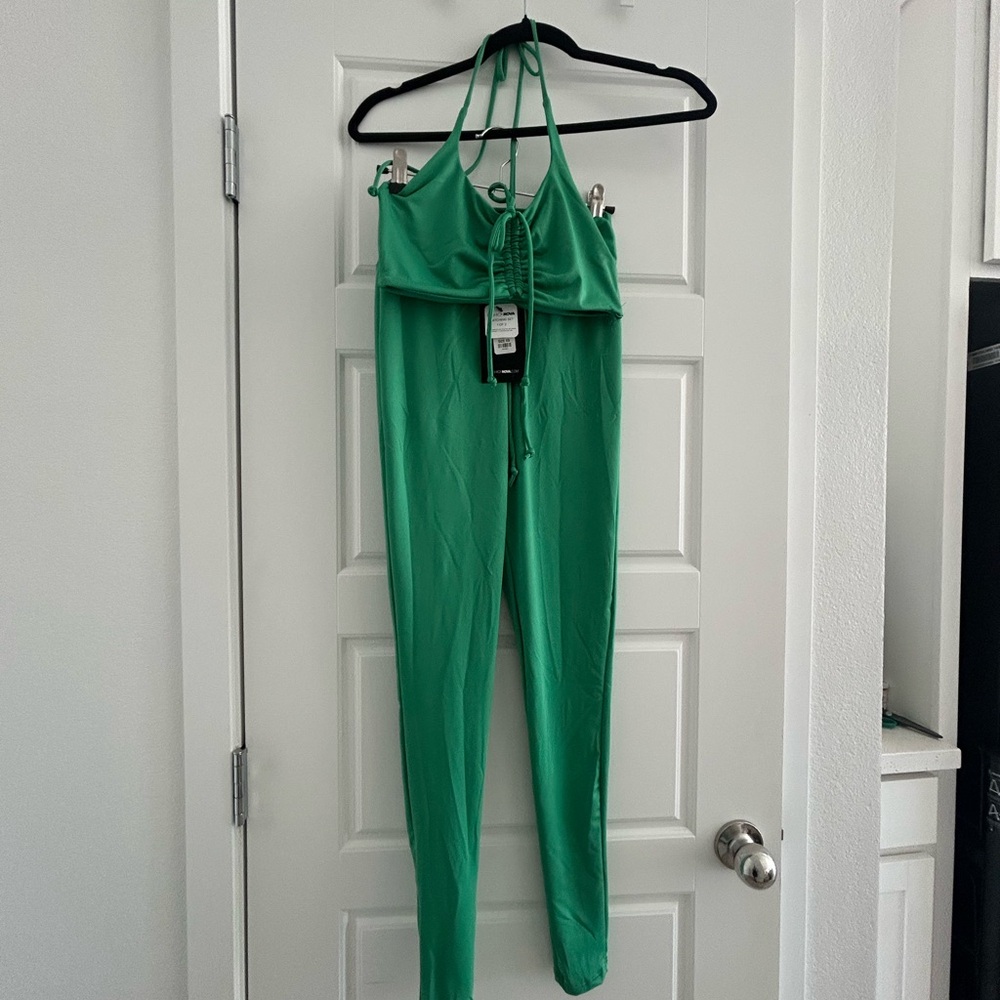 Fashion Nova Emerald Green Jumpsuit with Wide-Leg Design